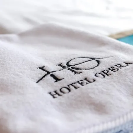 Opera Hotel 3*