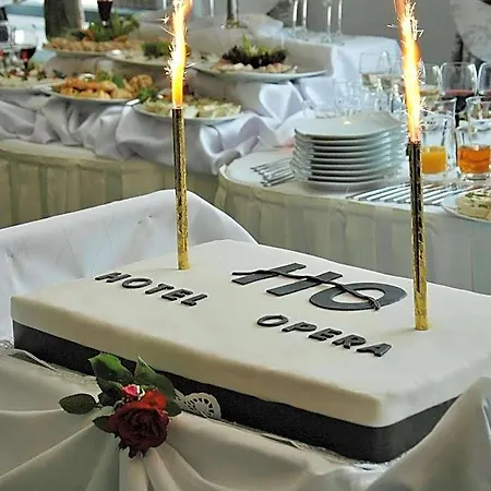 Opera Hotel 3*