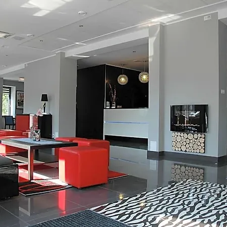 Opera 3* Tarnowskie Góry