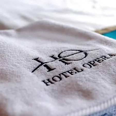 Hotel Opera 3*