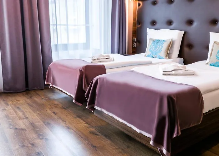 Opera 3* Tarnowskie Góry