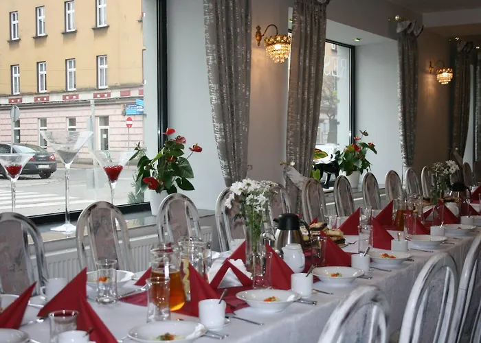 Opera 3* Tarnowskie Góry